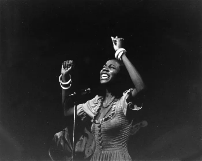 Framed Print : Syreeta Wright Performing Framed Print : Syreeta Wright Performing