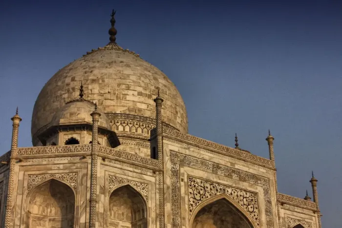 Framed Print : Taj Mahal. An immense mausoleum of white marble, built in Agra between 1631 Framed Print : Taj Mahal. An immense mausoleum of white marble, built in Agra between 1631