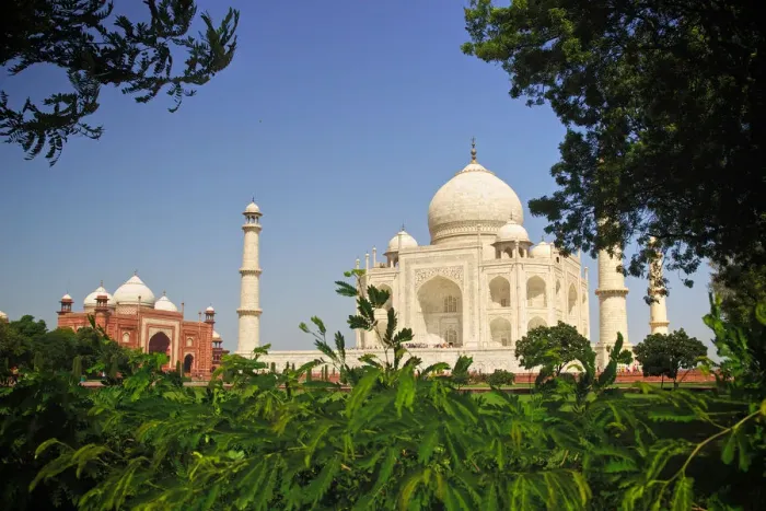 Framed Print : Taj Mahal, Agra, India Framed Print : Taj Mahal, Agra, India