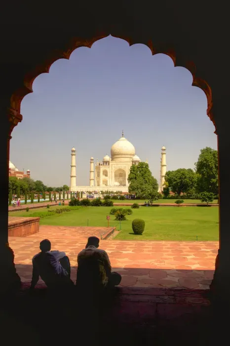 Framed Print : Taj Mahal, Agra, India Framed Print : Taj Mahal, Agra, India