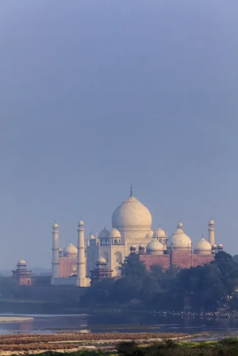 Framed Print : Taj Mahal, Agra, India Framed Print : Taj Mahal, Agra, India