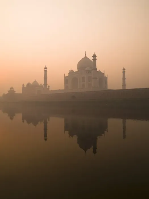Framed Print : Taj Mahal, Agra, India Framed Print : Taj Mahal, Agra, India