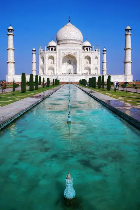 Framed Print : Taj Mahal, Agra, India Framed Print : Taj Mahal, Agra, India