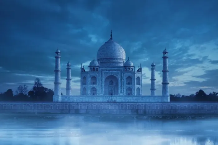 Framed Print : The Taj Mahal at dusk Framed Print : The Taj Mahal at dusk