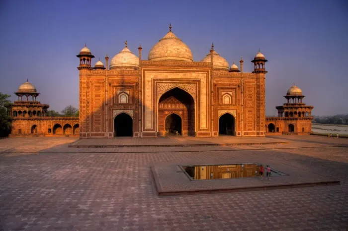 Framed Print : Taj Mahal at sunrise Framed Print : Taj Mahal at sunrise