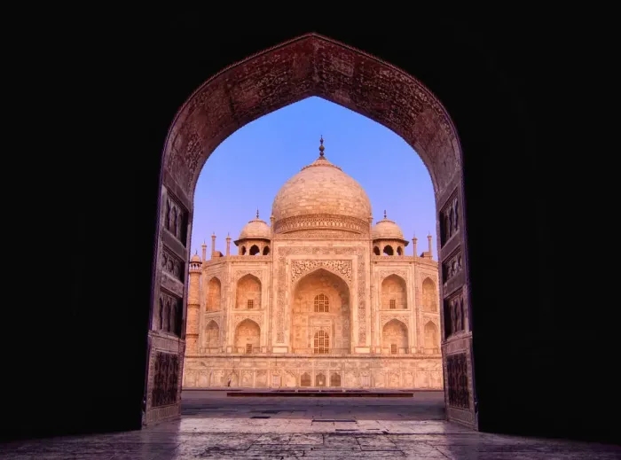Framed Print : Taj Mahal at sunrise Framed Print : Taj Mahal at sunrise