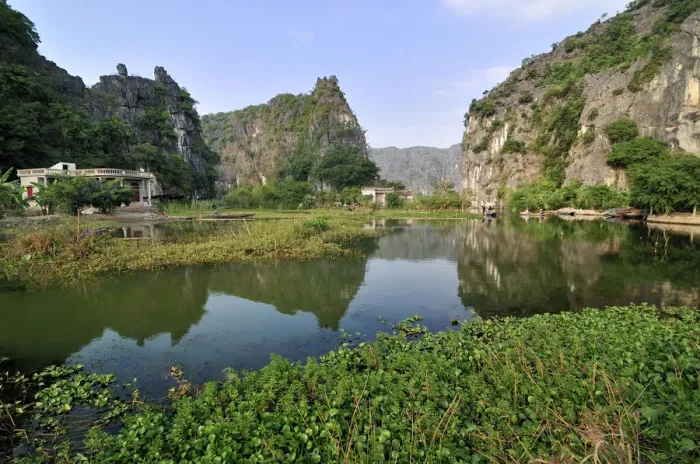 Framed Print : Tam Coc region near Ninh Binh, dry Halong Bay, Vietnam, Southeast Asia, Asia Framed Print : Tam Coc region near Ninh Binh, dry Halong Bay, Vietnam, Southeast Asia, Asia