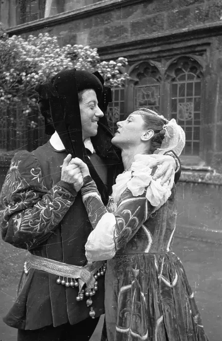 Framed Print : Taming Of The Shrew Framed Print : Taming Of The Shrew