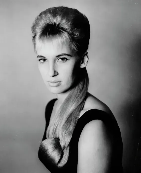 Framed Print : Tammy Wynette Portrait Framed Print : Tammy Wynette Portrait