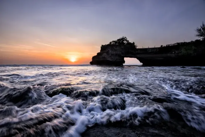 Framed Print : Tanah Lot temple