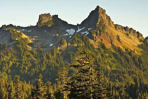 Tatoosh Mountains at sunset, Mount Rainier National Park, Washington State, USA