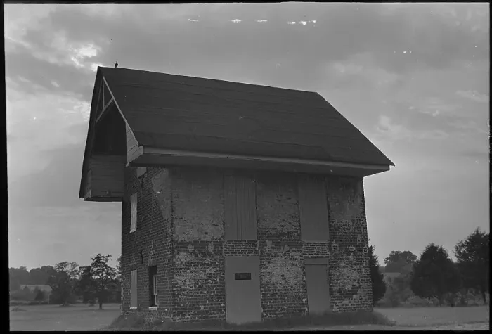 Framed Print : Tavern Guest House Framed Print : Tavern Guest House