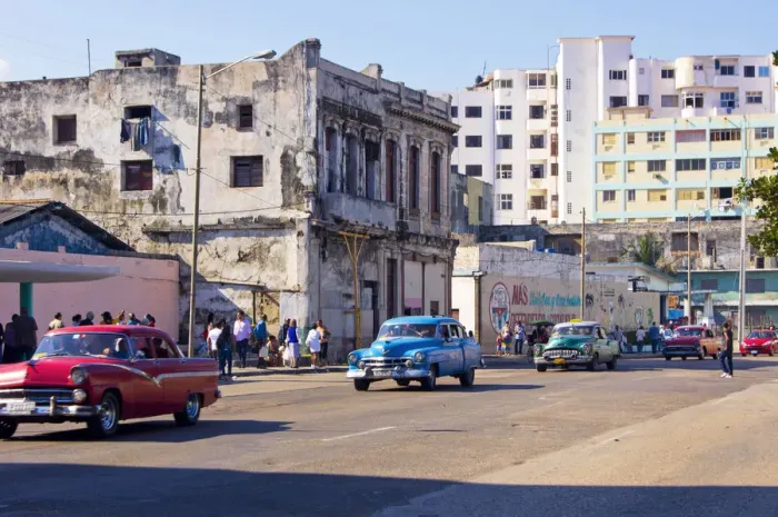 Framed Print : Taxis on Havana street Framed Print : Taxis on Havana street