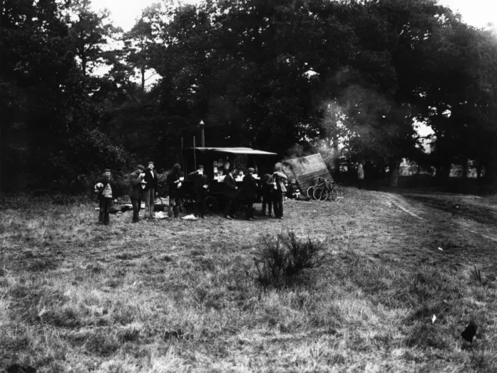 Framed Print : Tea Break. October 1906: Workers who are constructing the Brooklands Framed Print : Tea Break. October 1906: Workers who are constructing the Brooklands