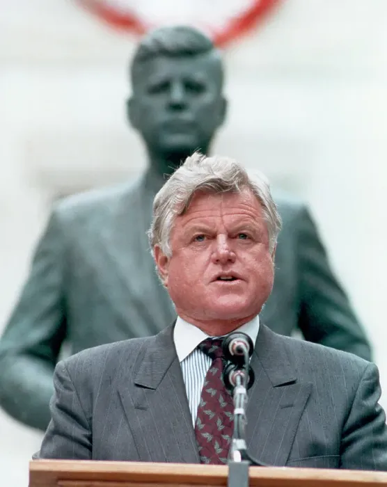 Framed Print : Ted Kenneday at the Unveiling of John F. Kennedy by Isabel McIlvain