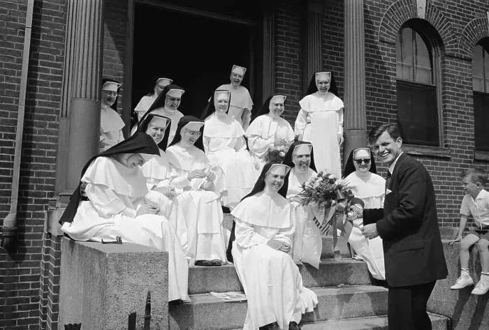 Framed Print : Ted Kennedy Receiving Flowers From Nuns Framed Print : Ted Kennedy Receiving Flowers From Nuns