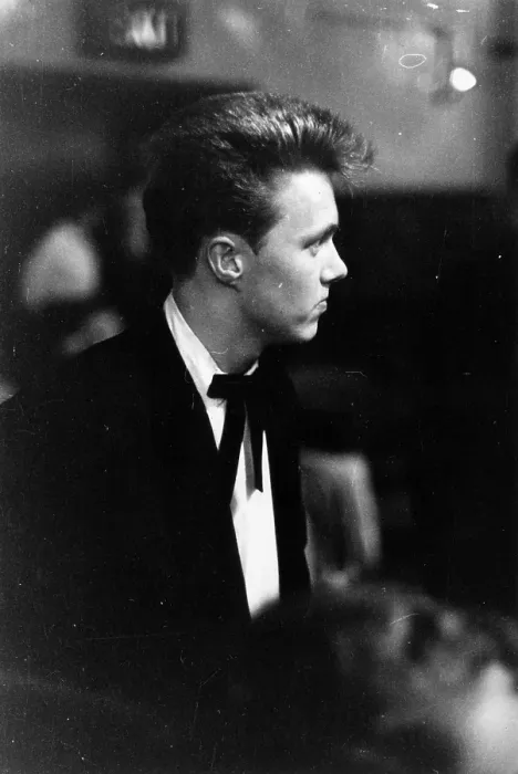 Framed Print : Teddy Boy. 29th May 1954: A Teddy Boy at the mecca Dance Hall, Tottenham, London Framed Print : Teddy Boy. 29th May 1954: A Teddy Boy at the mecca Dance Hall, Tottenham, London