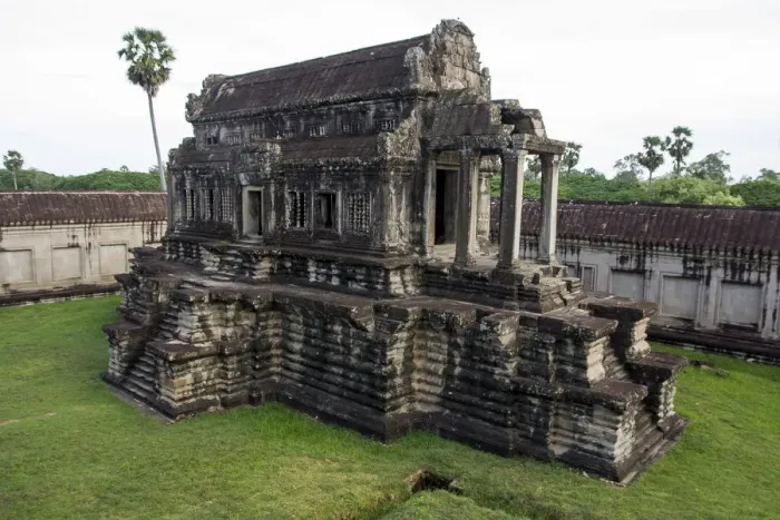 Framed Print : Temple inside Angkor Wat Framed Print : Temple inside Angkor Wat