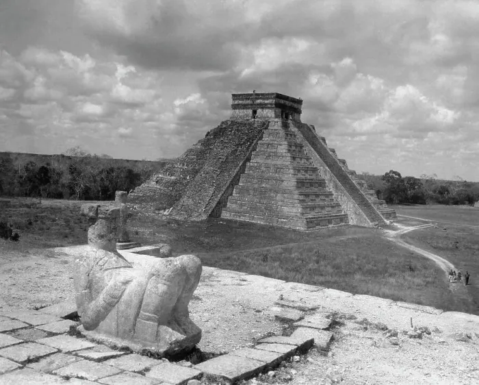 Framed Print : Temple of Kukulkan Framed Print : Temple of Kukulkan