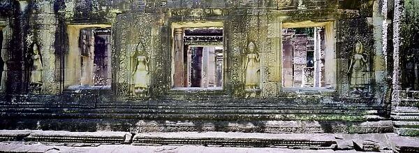 Temple ruin Angkor Wat