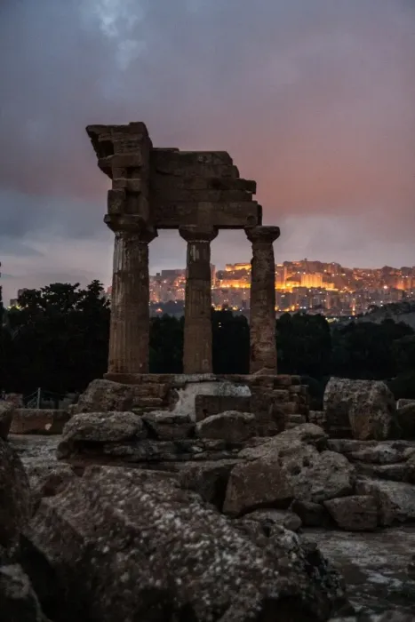 Framed Print : Temple ruins at night Framed Print : Temple ruins at night