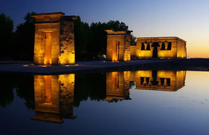Framed Print : Templo. The Temple of Debod is an age of about 2, 200 years and was a gift Framed Print : Templo. The Temple of Debod is an age of about 2, 200 years and was a gift