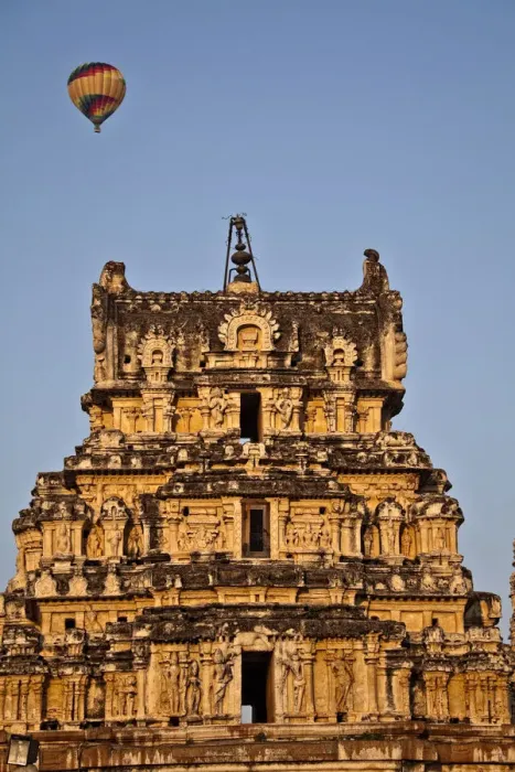 Framed Print : templo virupaksha Framed Print : templo virupaksha