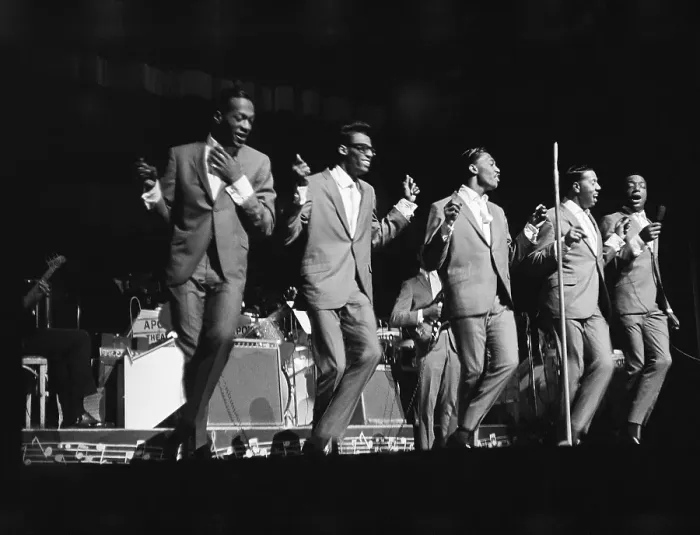 Framed Print : Temptations At The Apollo Framed Print : Temptations At The Apollo