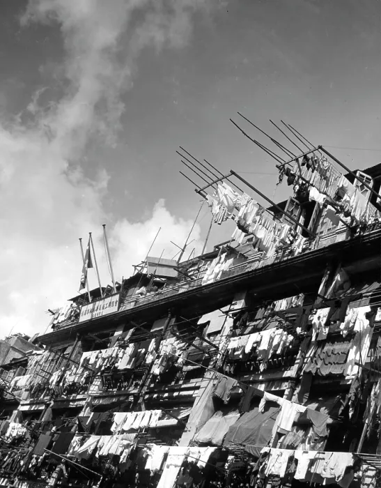 Framed Print : TENEMENTS OF HONG KONG Framed Print : TENEMENTS OF HONG KONG