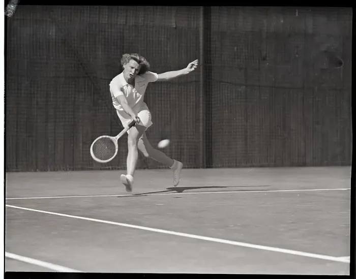 Framed Print : Tennis Champion Returning the Ball Framed Print : Tennis Champion Returning the Ball