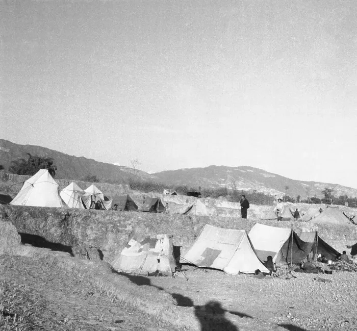 Framed Print : Tent Dwellings in Kathmandu Framed Print : Tent Dwellings in Kathmandu