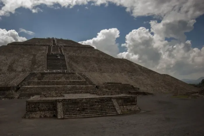 Framed Print : Teotihuacan Mexico Pyramids Framed Print : Teotihuacan Mexico Pyramids
