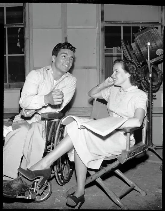 Framed Print : Teresa Wright Speaks to Wheelchair Bound Arthur Jurado Framed Print : Teresa Wright Speaks to Wheelchair Bound Arthur Jurado