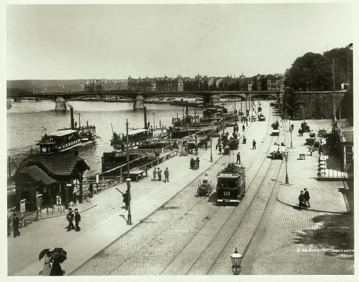 Framed Print : Teresen Embankment