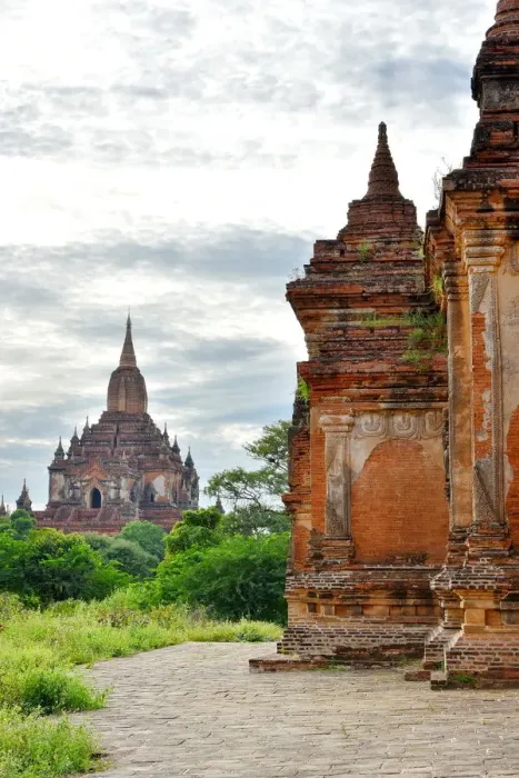 Framed Print : terracotta Temple, Bagan, unesco ruins Myanmar. Asia Framed Print : terracotta Temple, Bagan, unesco ruins Myanmar. Asia