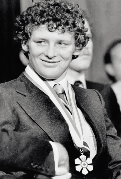 Framed Print : Terry Fox, the one legged marathon runner who won the hearts of Canadians Framed Print : Terry Fox, the one legged marathon runner who won the hearts of Canadians
