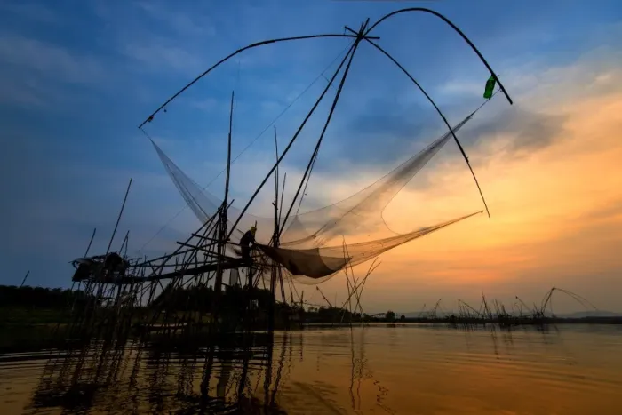 Framed Print : Thai traditional fishing