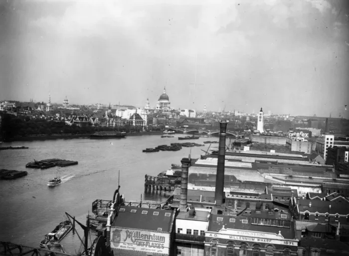 Framed Print : The Thames Framed Print : The Thames