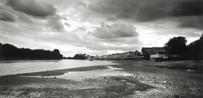 Framed Print : Thames River in England Framed Print : Thames River in England