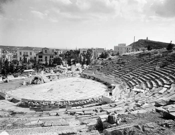 Framed Print : THEATRE OF BACCHUS IN ATHENS Framed Print : THEATRE OF BACCHUS IN ATHENS