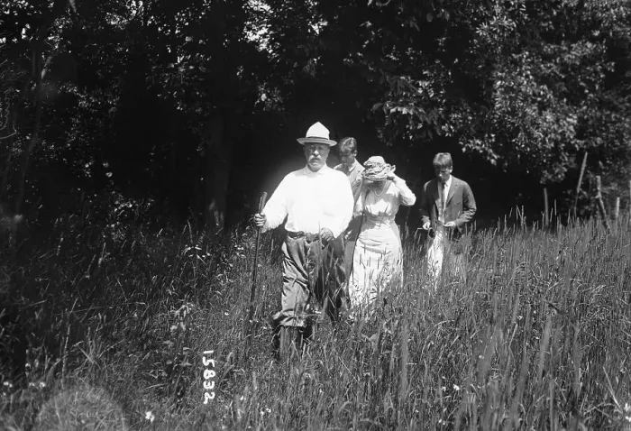 Framed Print : Theodore Roosevelt Hiking with Family Framed Print : Theodore Roosevelt Hiking with Family