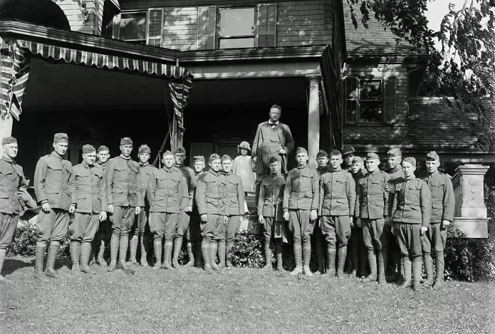 Framed Print : Theodore Roosevelt and Soldiers Posing Outside His Home Framed Print : Theodore Roosevelt and Soldiers Posing Outside His Home