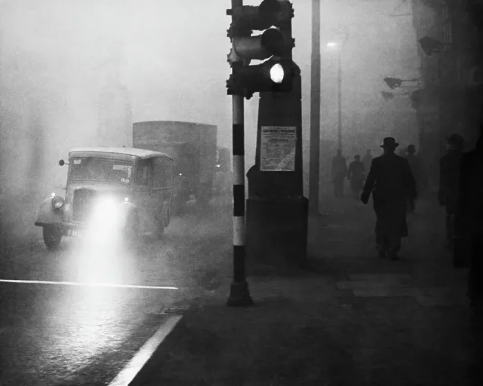 Framed Print : Thick Smog In London Framed Print : Thick Smog In London