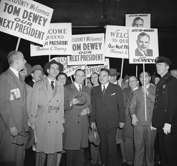 Framed Print : Thomas Dewey at Grand Cental Station Framed Print : Thomas Dewey at Grand Cental Station