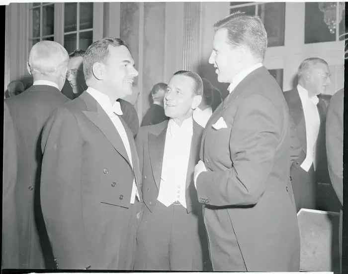 Framed Print : Thomas Dewey Speaking with Colleagues Framed Print : Thomas Dewey Speaking with Colleagues