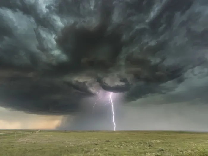 Framed Print : ThunderBolt over Colorado. USA Framed Print : ThunderBolt over Colorado. USA