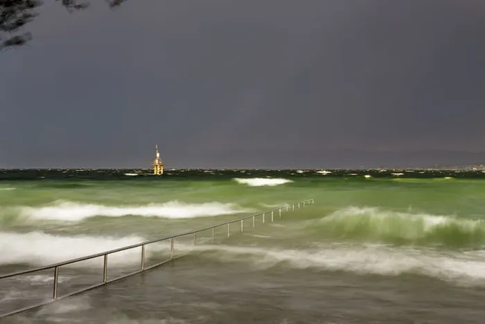 Framed Print : Thunderstorm and high waves at the Horn outdoor pool, rainbow over Lake Constance, Konstanz, Baden-Wuerttemberg, Germany Framed Print : Thunderstorm and high waves at the Horn outdoor pool, rainbow over Lake Constance, Konstanz, Baden-Wuerttemberg, Germany
