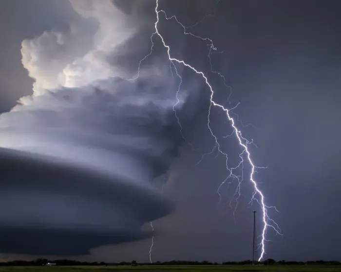 Framed Print : Thunderstorm lightning bolt over Nebraska