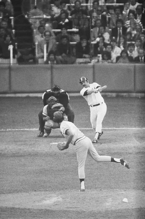 Framed Print : Thurman Munson Hitting Homerun Framed Print : Thurman Munson Hitting Homerun