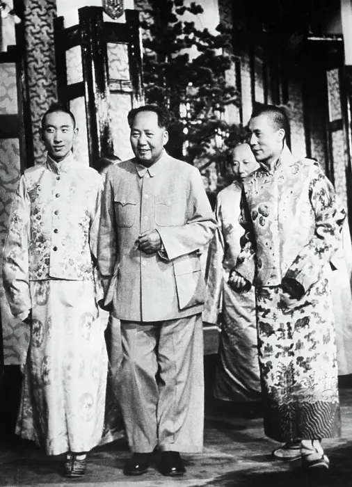 Framed Print : Tibetan Leaders Meet with Mao Zedong Framed Print : Tibetan Leaders Meet with Mao Zedong